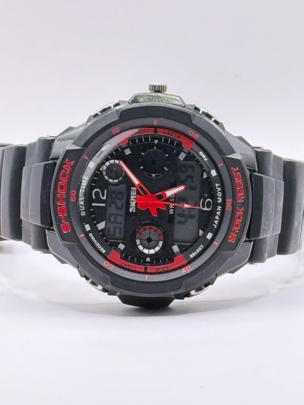 SKMEI S-Shock Men's Sports Quartz Digital Watch Alarm  Red & Black Dial 45mm - Picture 2 of 10